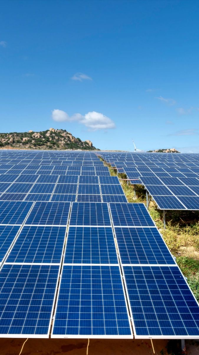 Commercial solar panel installation